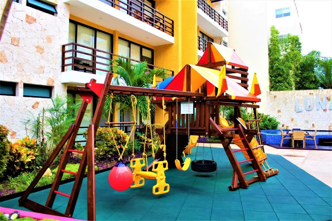 Sweet 2Br Condo Walking Distance To Everywhere By Happy Address 0*, Playa del Carmen